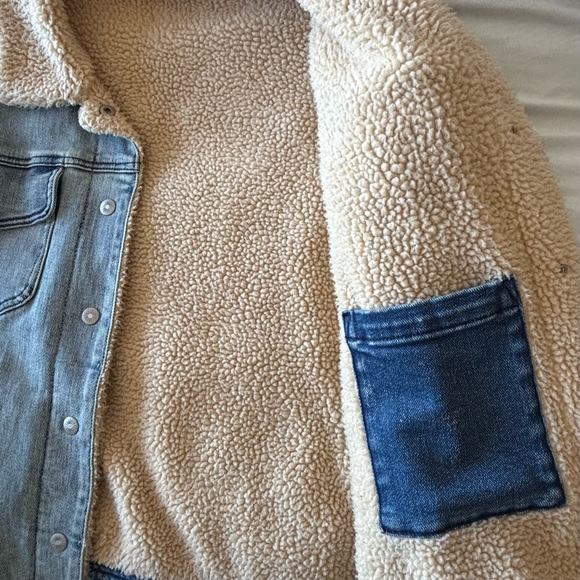 Faherty Women’s Denim Sherpa Jacket - Size Medium - Picture 2 of 7